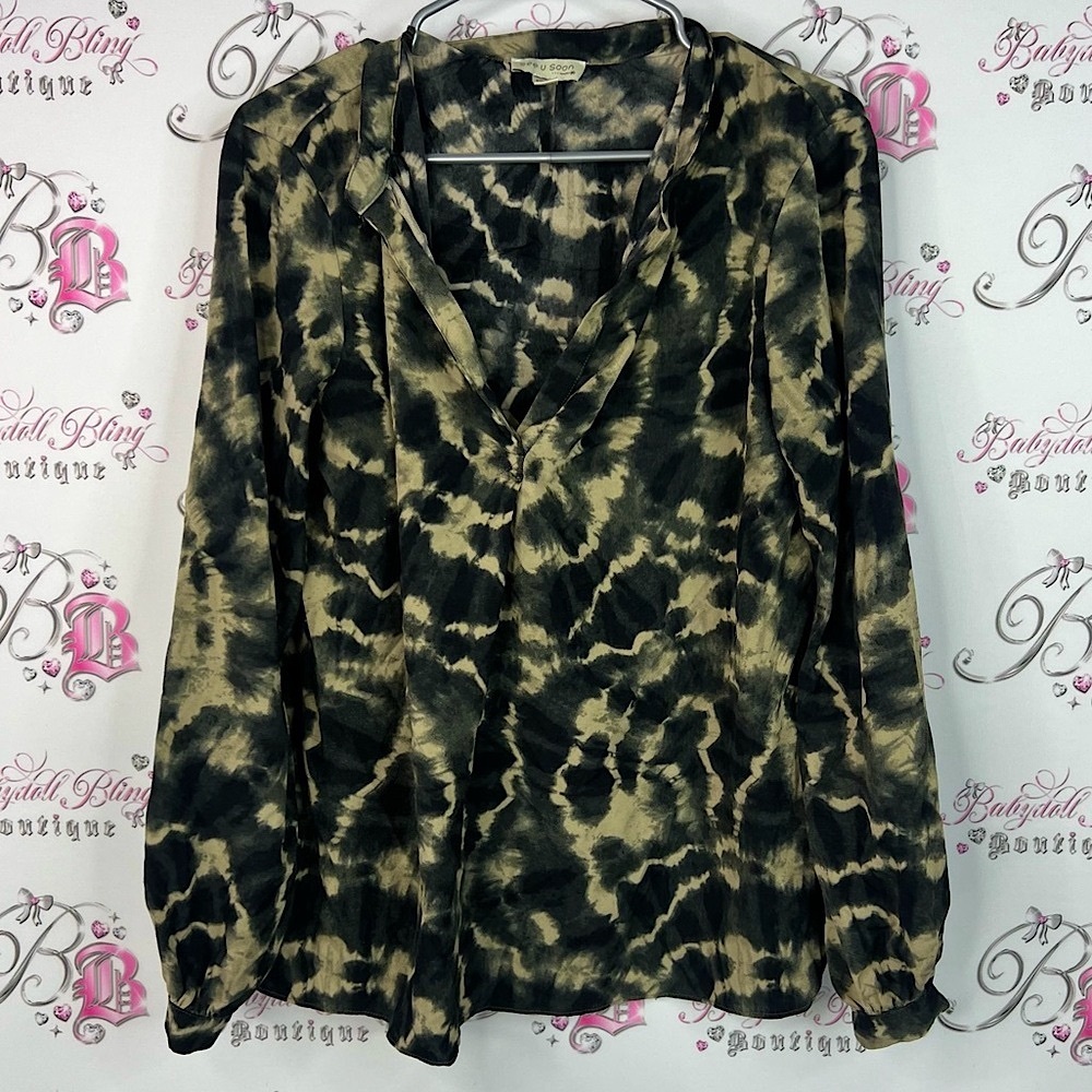 See u soon blouse tie dye style Stylish Black and Tan Women's Top